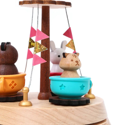 Cajita Musical Wooderful Life - Rotating Coffe Cup ☕🐰 (Tacitas giratorias)